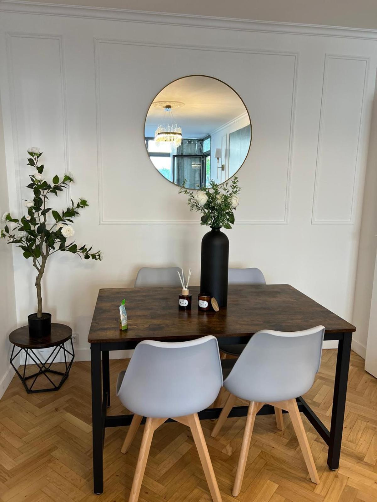 Excellent Apartment For Familly Кліші Екстер'єр фото