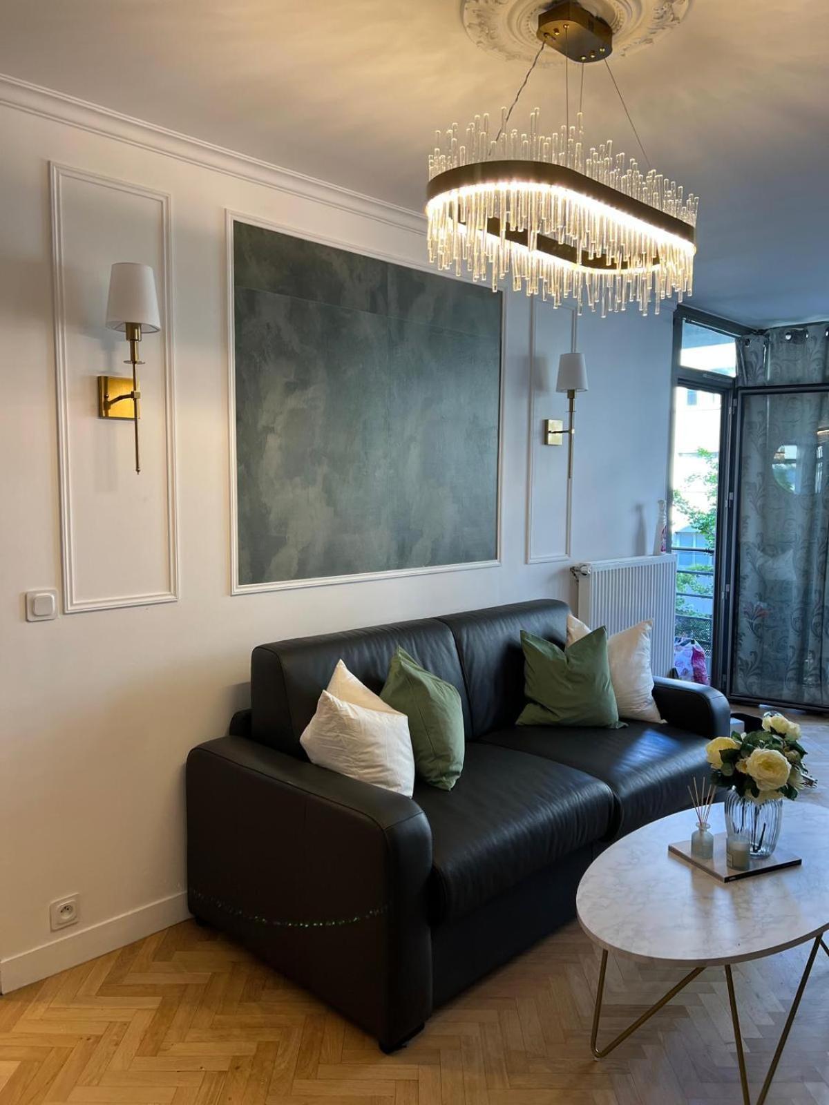 Excellent Apartment For Familly Кліші Екстер'єр фото